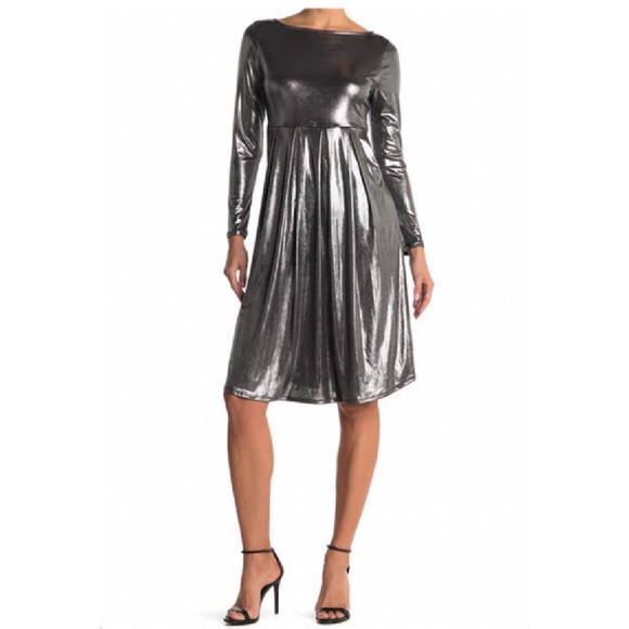 West Kei Metallic silver dress - Picture 1 of 2